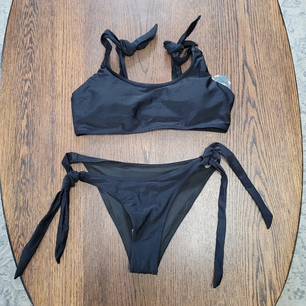 Blooming Jelly Black Tie Waist Bandeau Bikini Set Size Women's Medium NEW